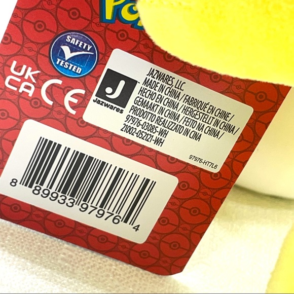 Pokémon Kid’s Pikachu Fluffed Stuffed Plush Toy S1 Select Item # 97976 New 2+ - Picture 7 of 12